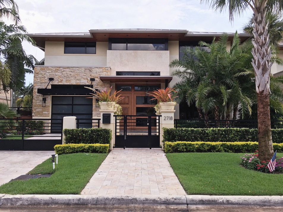 Rasenroboter fuer 2 getrennte_Flaechen