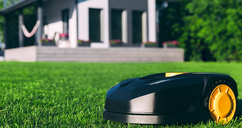 wie oft muessen maehroboter maehen